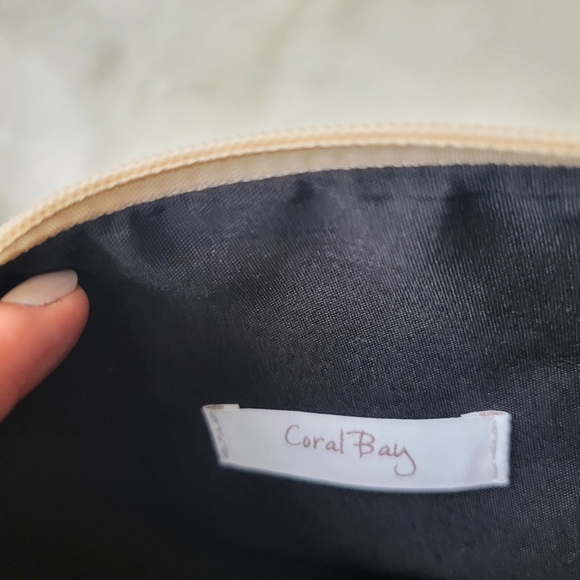 Crossbody Clutch - Picture 6 of 7